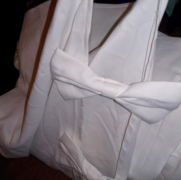 CQ by CQ White Dress Pants Bell Bottom Flare Side Cut w/Bows Size Small - Picture 5 of 7